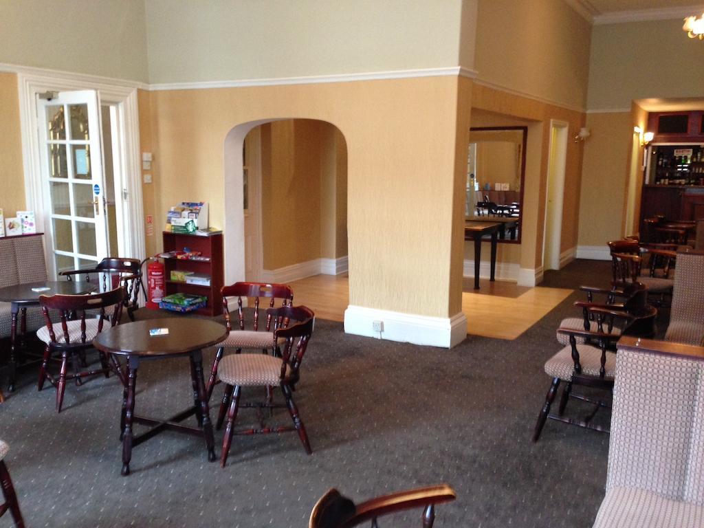 Grand Ash Hotel ランディドノー エクステリア 写真