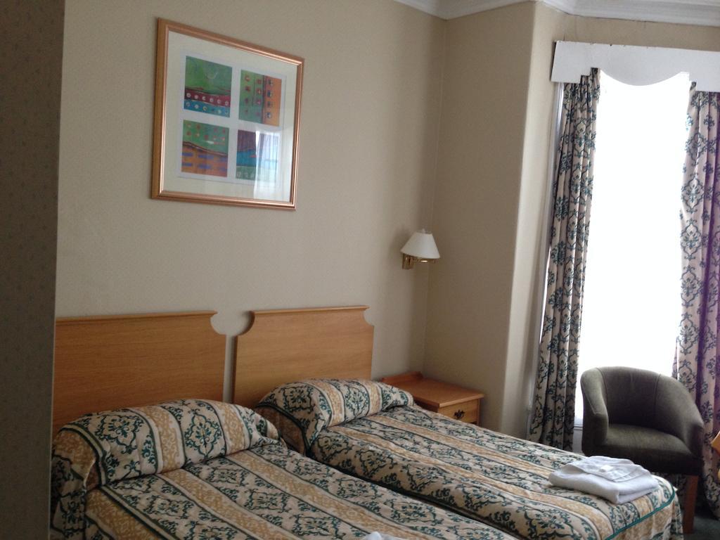 Grand Ash Hotel ランディドノー エクステリア 写真